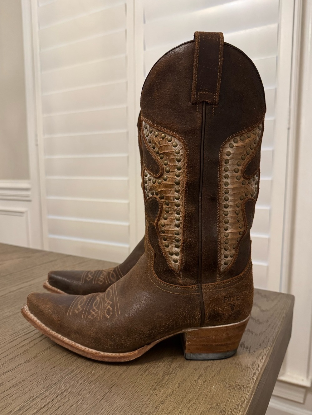 Frye Daisy Duke Python Brown Leather Studded Western Cowboy Boots Size 8